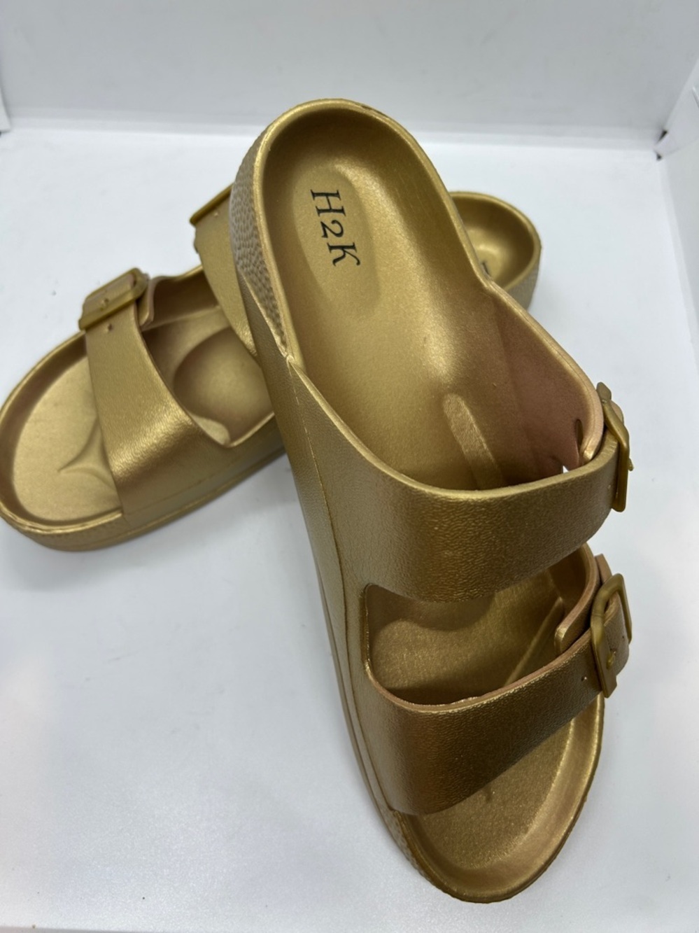 Metallic Gold H2K Womens Lightweight Soft Slides Adjustable Sandals Buddy Sz 11 - Picture 4 of 12
